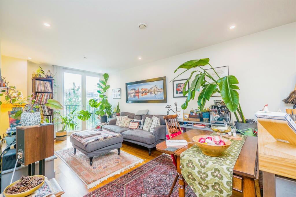1 bed Apartment for rent in Cardiff. From Allen & Harris - Pontcanna 1 bed Apartment for rent in Cardiff. From Allen & Harris - Pontcanna