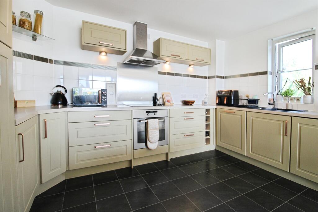 2 bed Apartment for rent in Cardiff. From Allen & Harris - Pontcanna