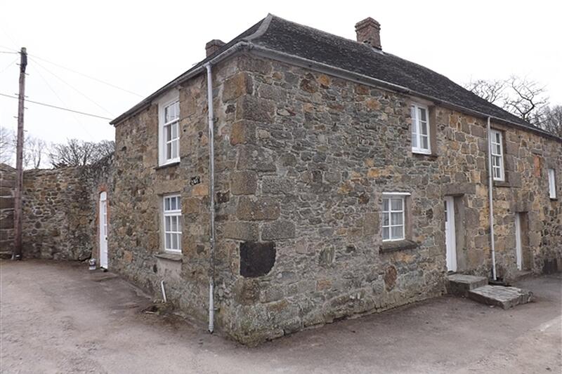 2 bed Cottage for rent in Camborne. From Celtic Estate Agents - Camborne