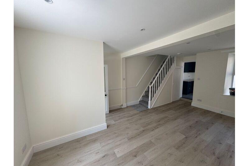 2 bed Mid Terraced House for rent in Penzance. From Celtic Estate Agents - Camborne