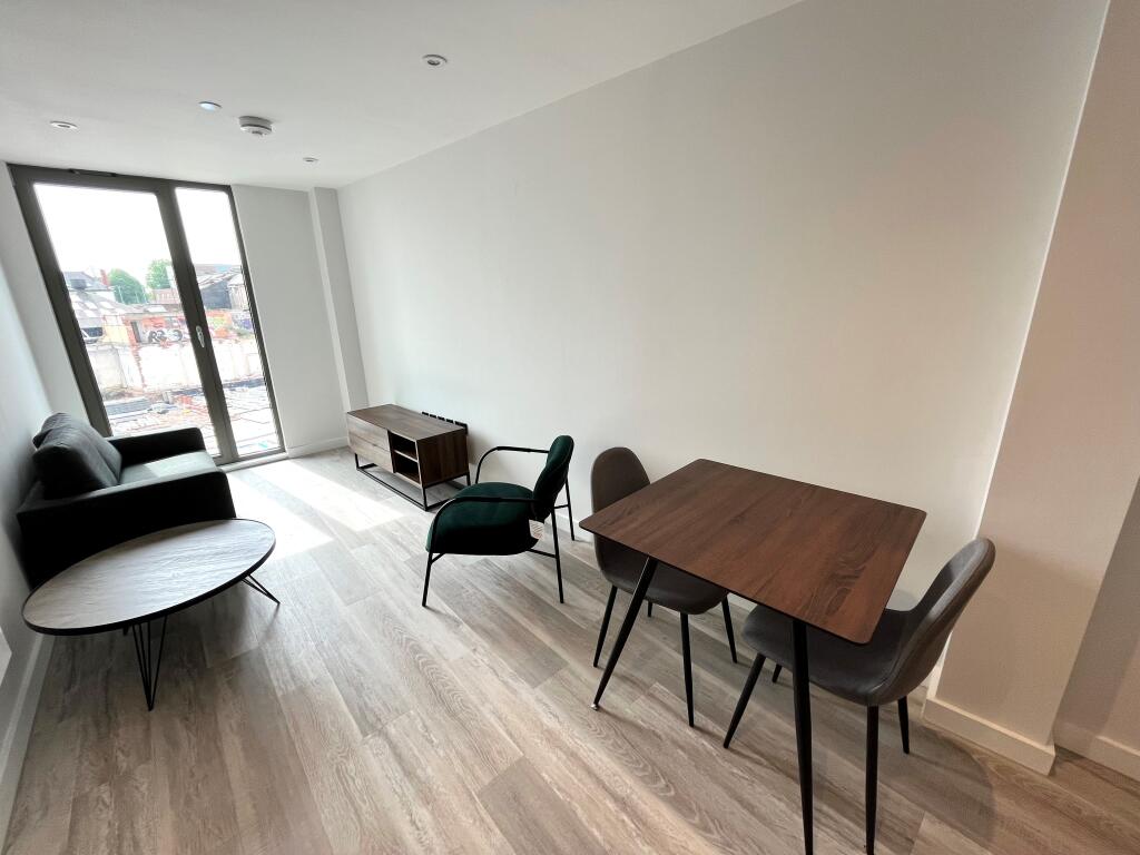 1 bed Apartment for rent in Birmingham. From Accord Lets - Birmingham (Front Of The Mailbox)