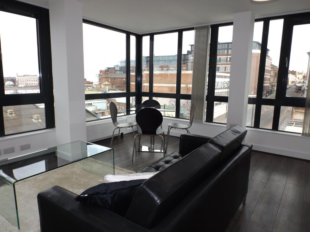 4 bed Studio for rent in Birmingham. From Accord Lets - Birmingham (Front Of The Mailbox) 4 bed Studio for rent in Birmingham. From Accord Lets - Birmingham (Front Of The Mailbox)