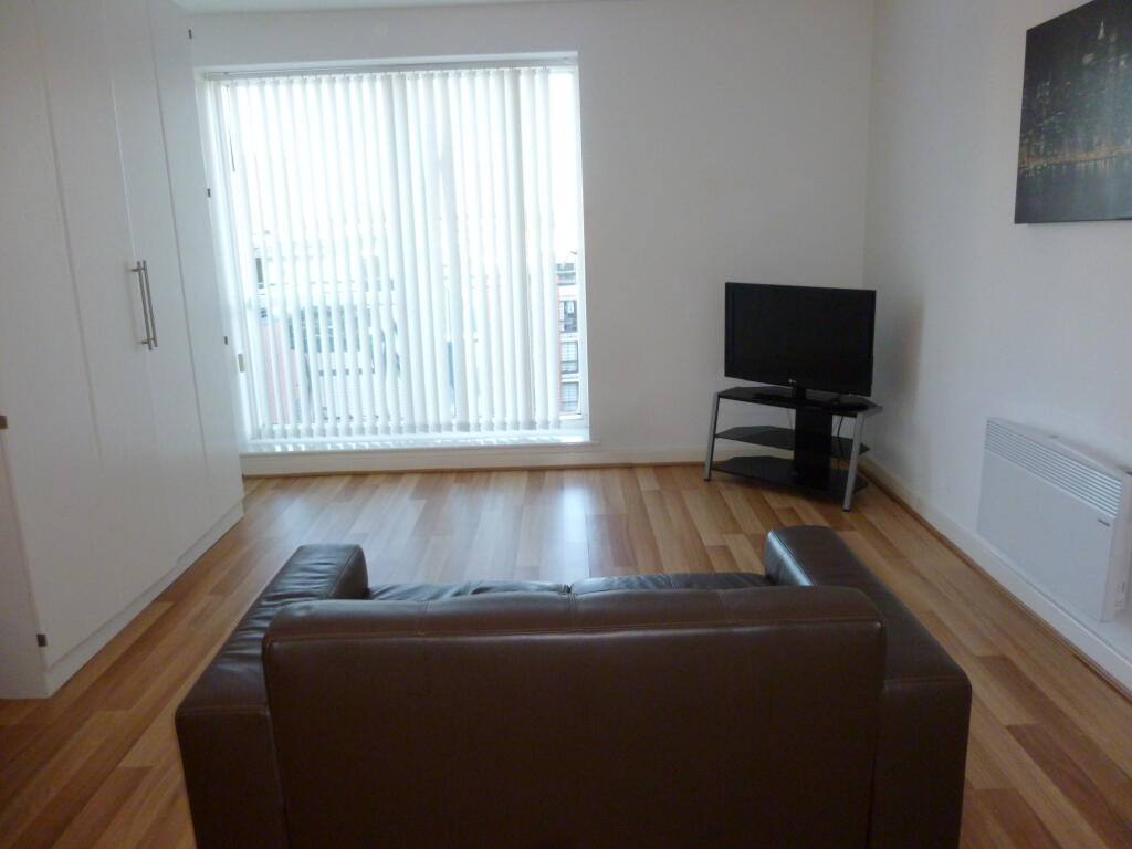 4 bed Studio for rent in Birmingham. From Accord Lets - Birmingham (Front Of The Mailbox) 4 bed Studio for rent in Birmingham. From Accord Lets - Birmingham (Front Of The Mailbox)