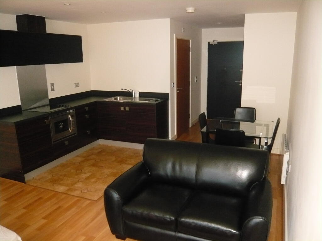 0 bed Studio for rent in Birmingham. From Accord Lets - Birmingham (Front Of The Mailbox)