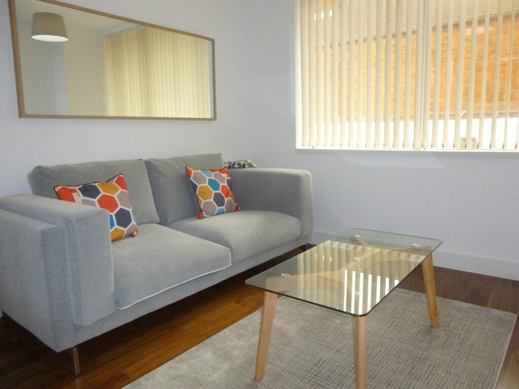 1 bed Apartment for rent in Birmingham. From Accord Lets - Birmingham (Front Of The Mailbox)
