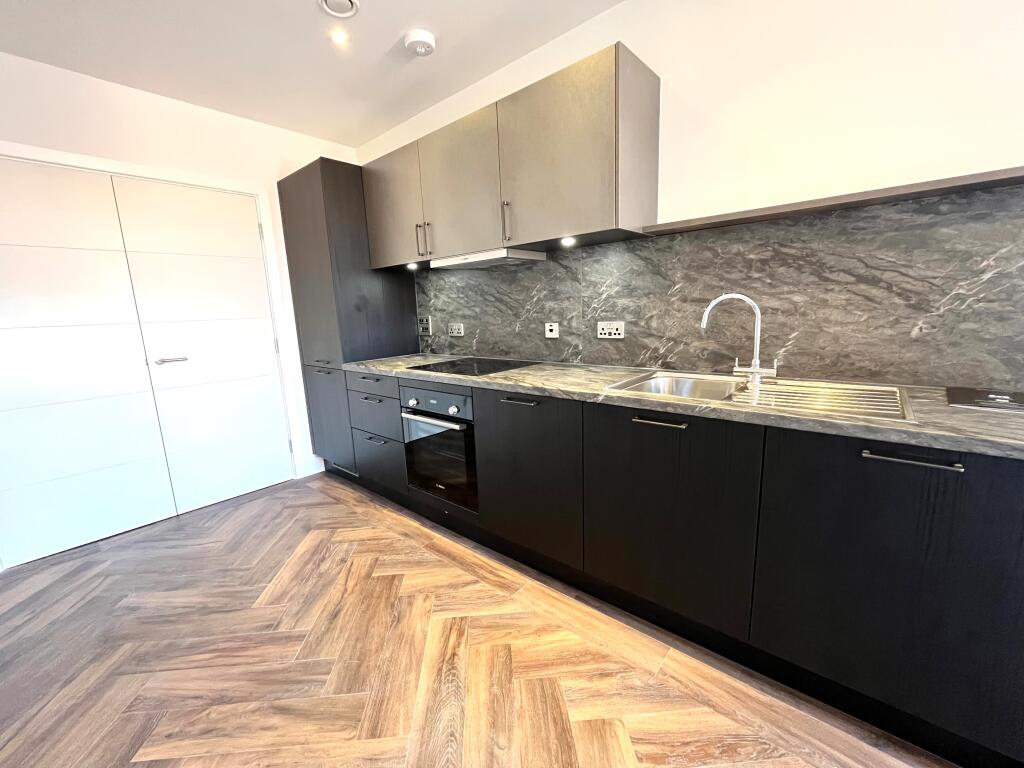 1 bed Apartment for rent in Birmingham. From Accord Lets - Birmingham (Front Of The Mailbox)