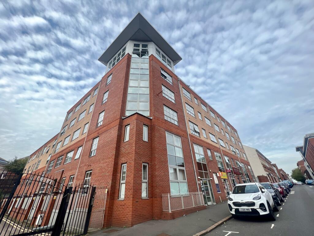 2 bed Apartment for rent in Birmingham. From Accord Lets - Birmingham (Front Of The Mailbox)