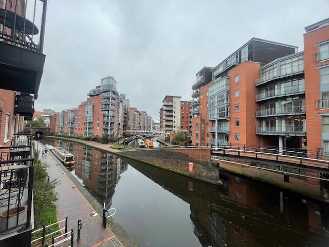 2 bed Apartment for rent in Birmingham. From Accord Lets - Birmingham (Front Of The Mailbox)