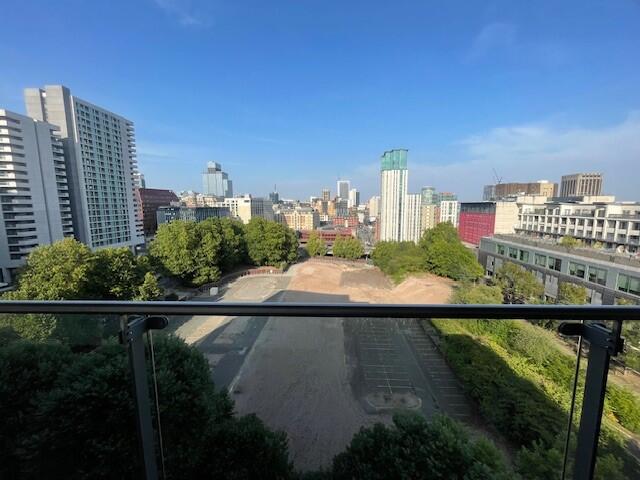 2 bed Apartment for rent in Birmingham. From Accord Lets - Birmingham (Front Of The Mailbox)