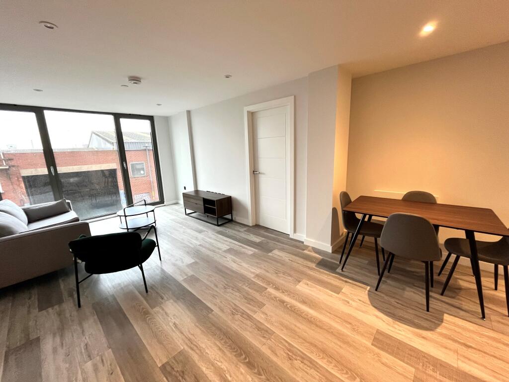 2 bed Apartment for rent in Birmingham. From Accord Lets - Birmingham (Front Of The Mailbox) 2 bed Apartment for rent in Birmingham. From Accord Lets - Birmingham (Front Of The Mailbox)