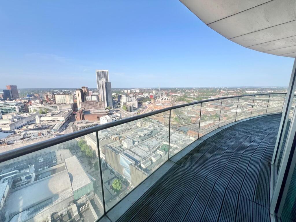 2 bed Penthouse for rent in Birmingham. From Accord Lets - Birmingham (Front Of The Mailbox)