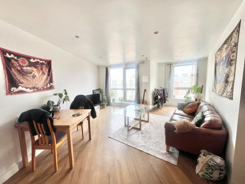 2 bed Apartment for rent in Birmingham. From Accord Lets - Birmingham (Front Of The Mailbox)