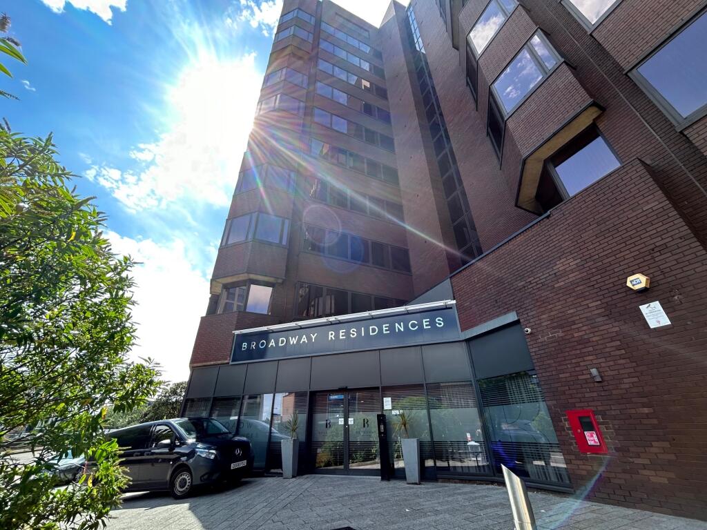 1 bed Apartment for rent in Birmingham. From Accord Lets - Birmingham (Front Of The Mailbox) 1 bed Apartment for rent in Birmingham. From Accord Lets - Birmingham (Front Of The Mailbox)