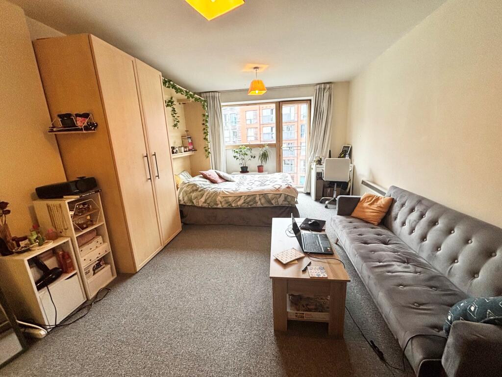 4 bed Studio for rent in Birmingham. From Accord Lets - Birmingham (Front Of The Mailbox) 4 bed Studio for rent in Birmingham. From Accord Lets - Birmingham (Front Of The Mailbox)