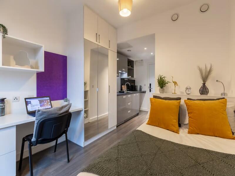 1 bed Apartment for rent in Birmingham. From Accord Lets - Birmingham (Front Of The Mailbox) 1 bed Apartment for rent in Birmingham. From Accord Lets - Birmingham (Front Of The Mailbox)