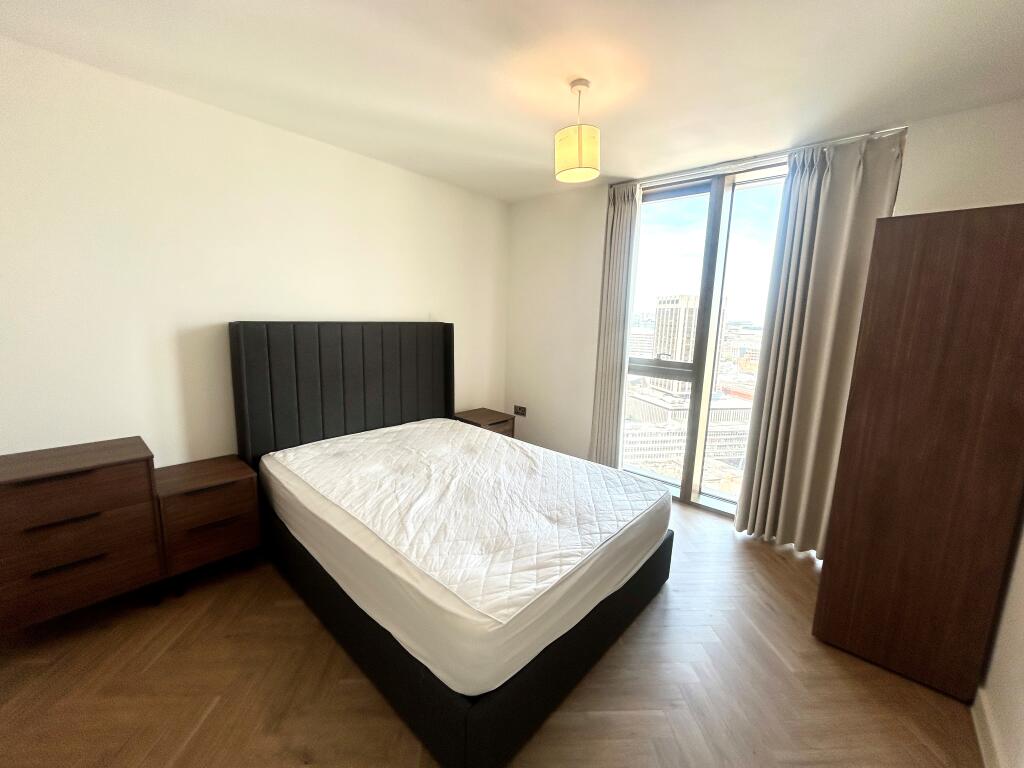 2 bed Apartment for rent in . From Accord Lets - Birmingham (Front Of The Mailbox)