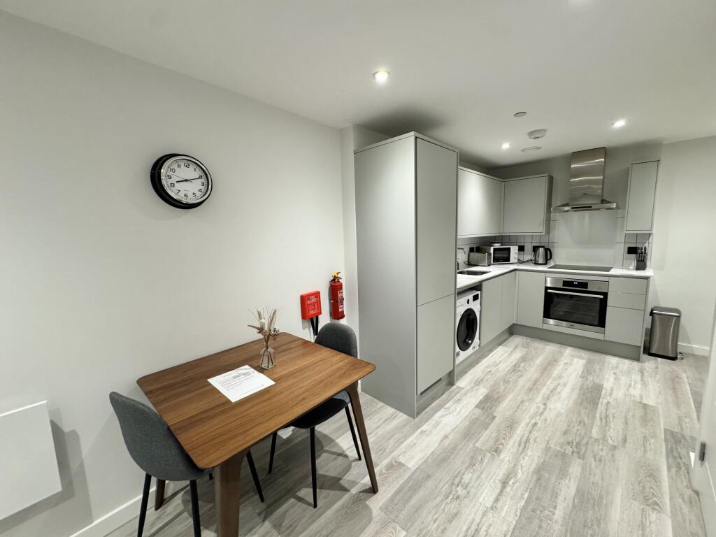 1 bed Apartment for rent in Birmingham. From Accord Lets - Birmingham (Front Of The Mailbox)