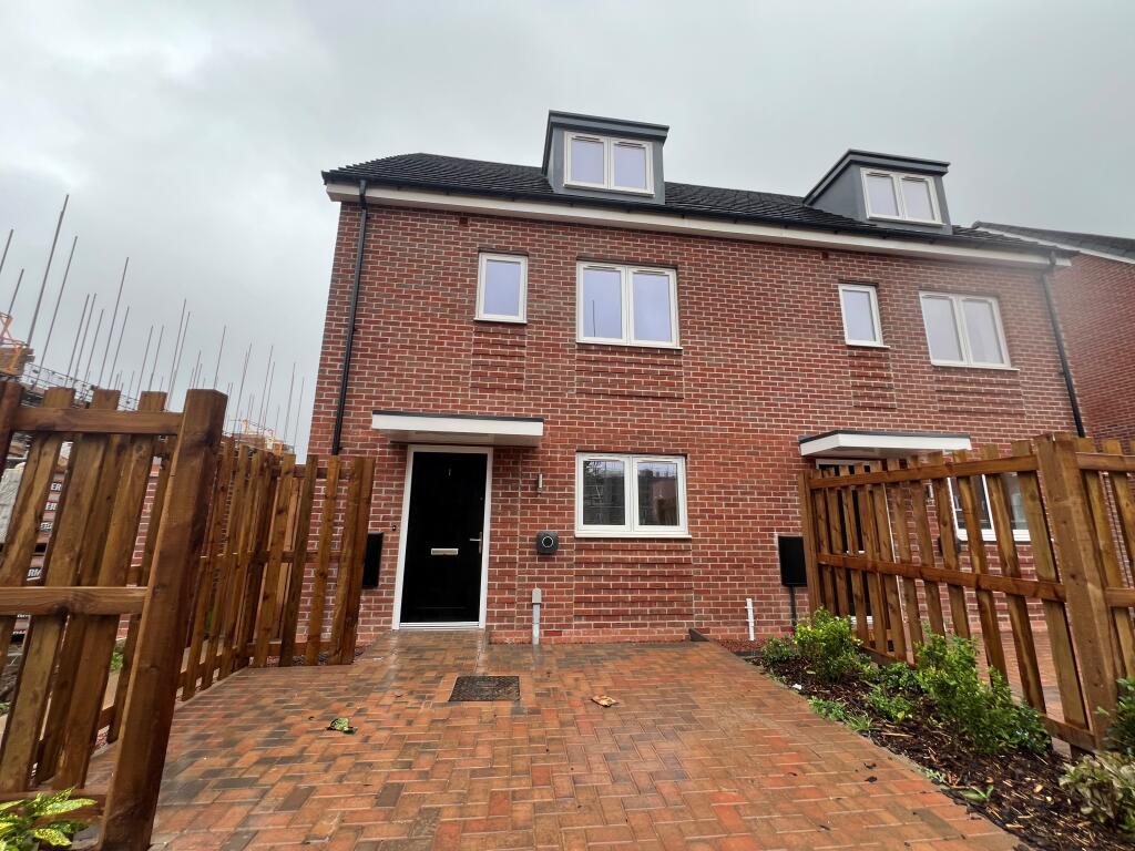 4 bed Detached for rent in . From Accord Lets - Birmingham (Front Of The Mailbox) 4 bed Detached for rent in . From Accord Lets - Birmingham (Front Of The Mailbox)