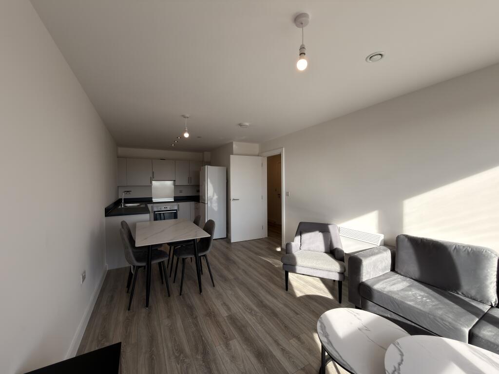 2 bed Apartment for rent in Birmingham. From Accord Lets - Birmingham (Front Of The Mailbox) 2 bed Apartment for rent in Birmingham. From Accord Lets - Birmingham (Front Of The Mailbox)