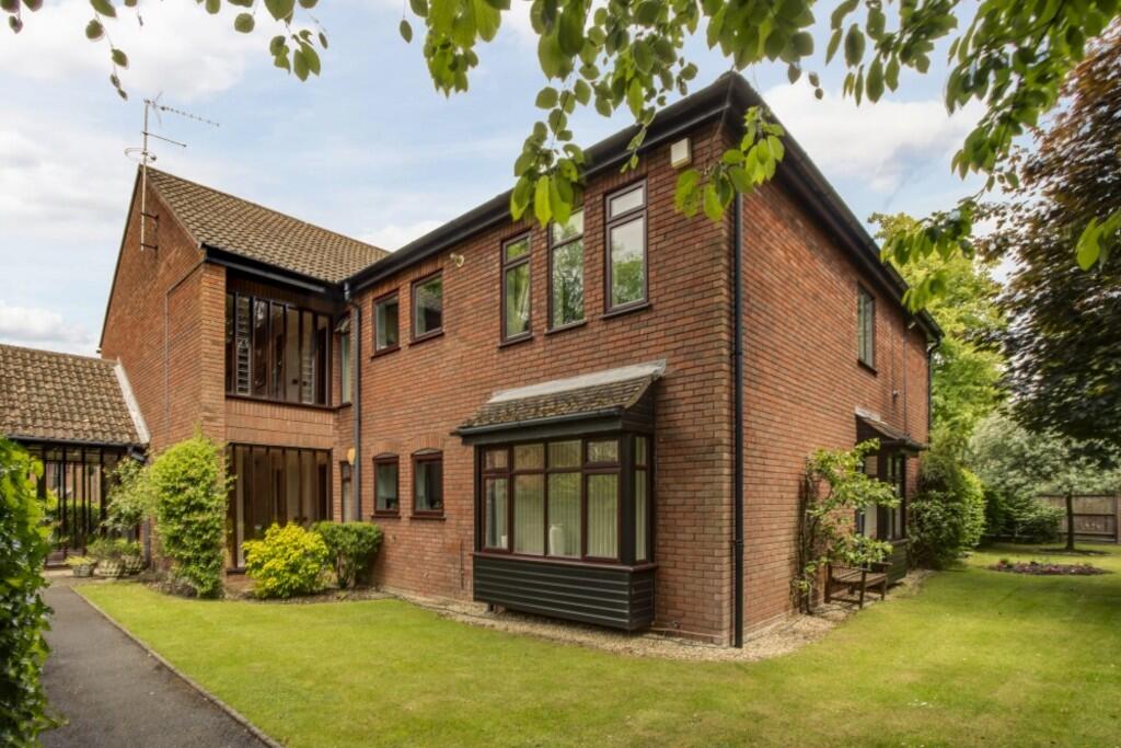 2 bed Apartment for rent in Coleshill. From Wilson Heal - Little Chalfont