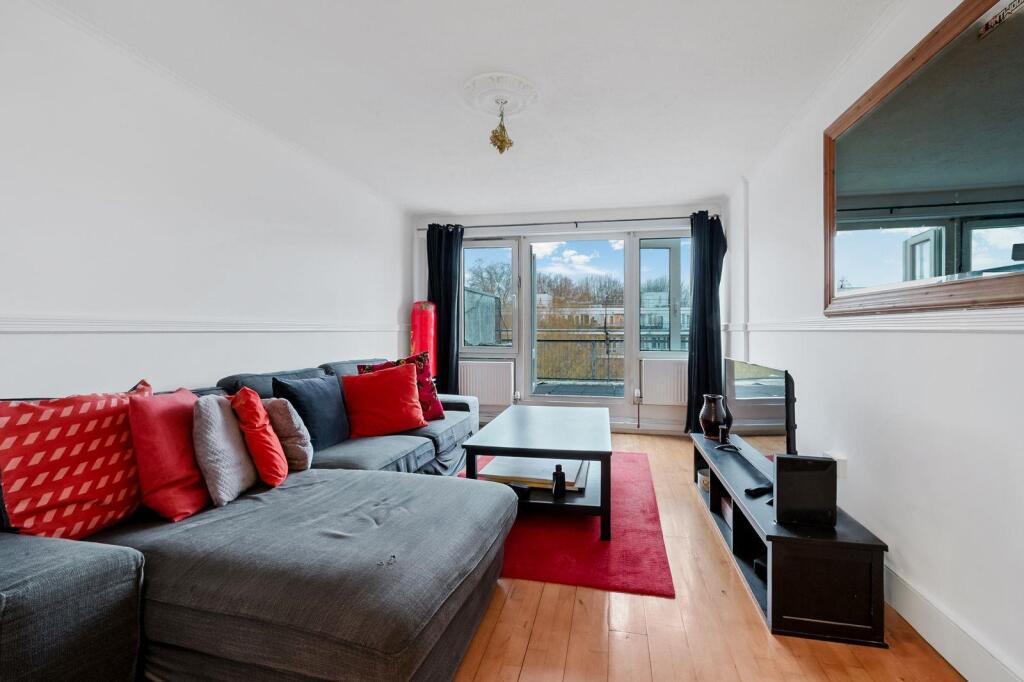 3 bed 1st Floor Flat for rent in London. From Matthew James & Company - Kentish Town