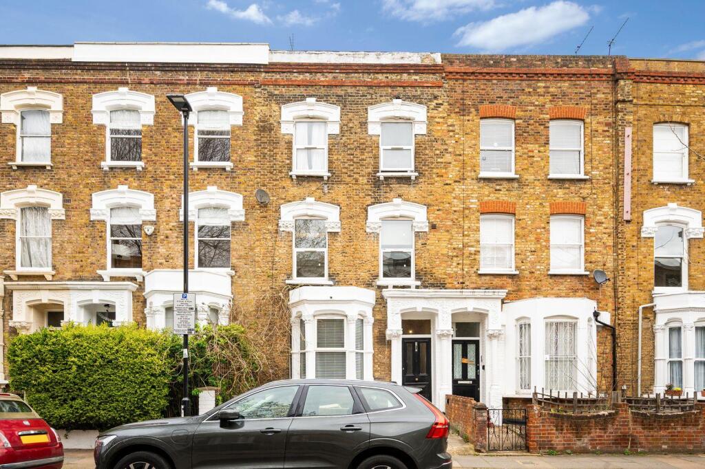 2 bed 1st Floor Flat for rent in Stoke Newington. From Matthew James & Company - Kentish Town