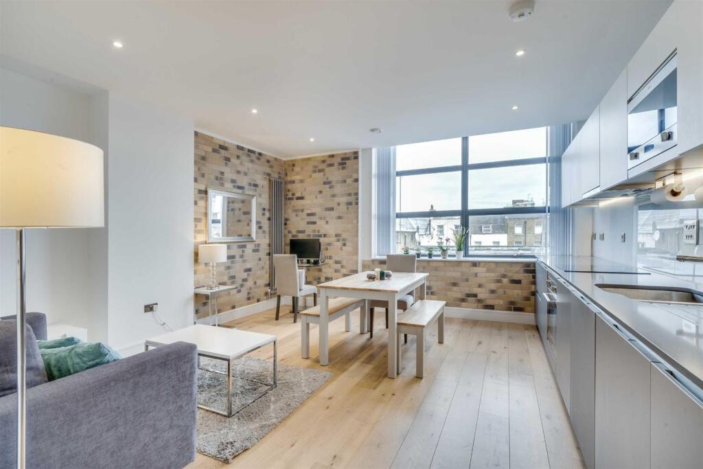 1 bed 1st Floor Flat for rent in Camden Town. From Matthew James & Company - Kentish Town