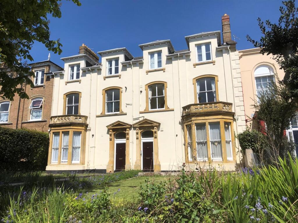 2 bed 1st Floor Flat for rent in Taunton. From Wilkie May & Tuckwood - Taunton