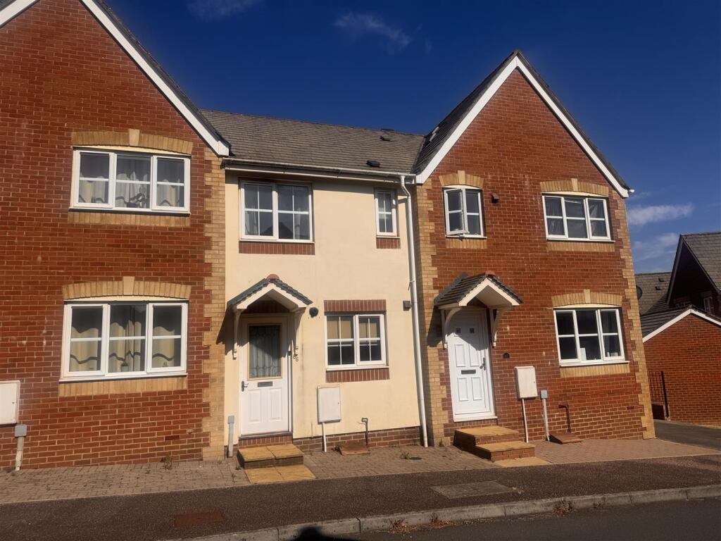 2 bed Detached for rent in Cheddon Fitzpaine. From Wilkie May & Tuckwood - Taunton 2 bed Detached for rent in Cheddon Fitzpaine. From Wilkie May & Tuckwood - Taunton