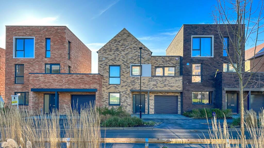 4 bed Mid Terraced House for rent in Oxford. From Turner Properties - Oxford