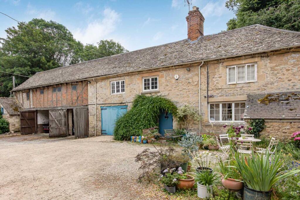 4 bed Studio for rent in Cuddesdon. From Turner Properties - Oxford 4 bed Studio for rent in Cuddesdon. From Turner Properties - Oxford