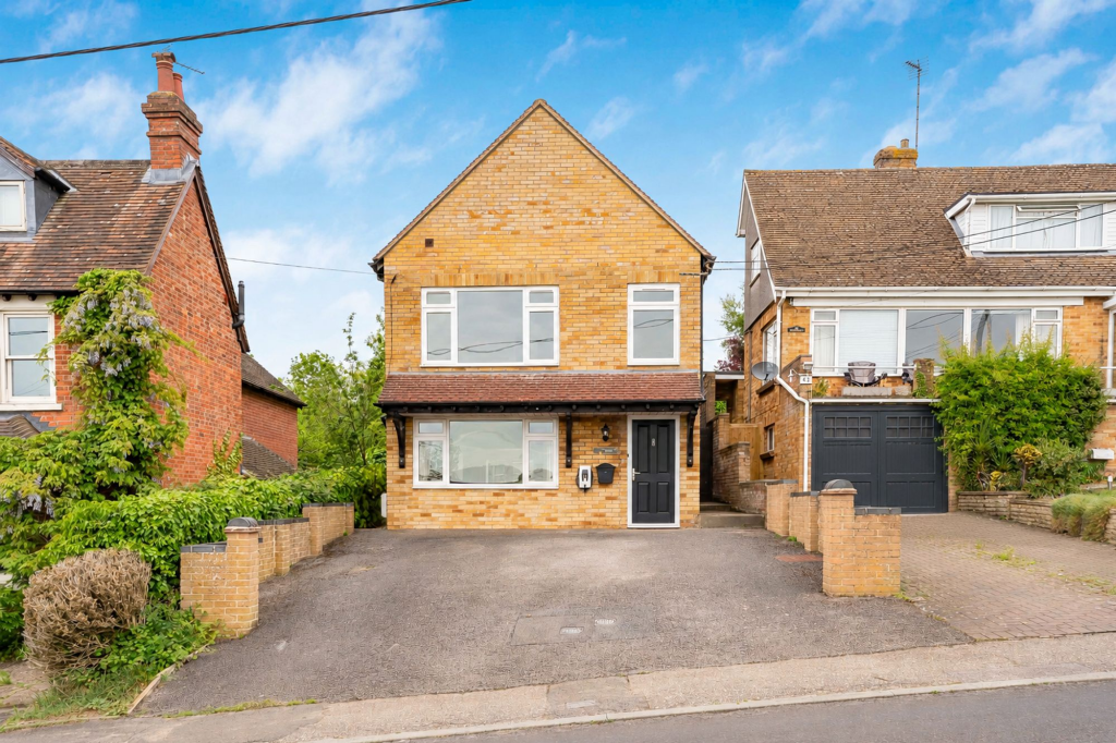 4 bed Detached for rent in Horspath. From Turner Properties - Oxford
