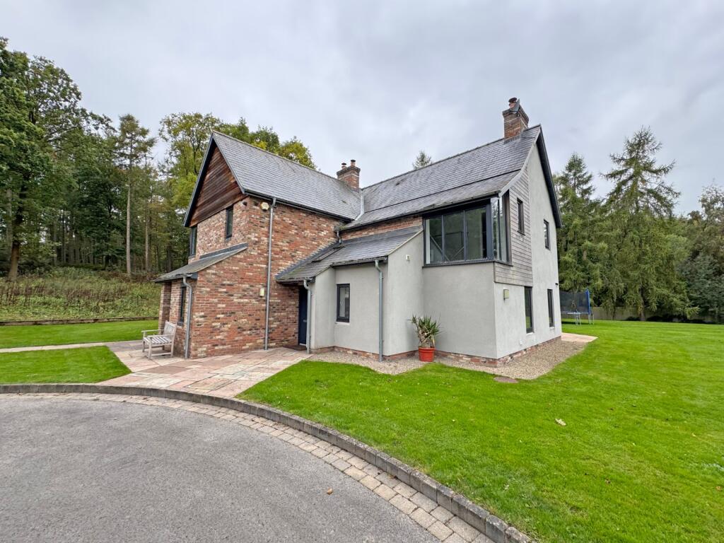 3 bed Detached for rent in Follifoot. From FSS - Harrogate 3 bed Detached for rent in Follifoot. From FSS - Harrogate