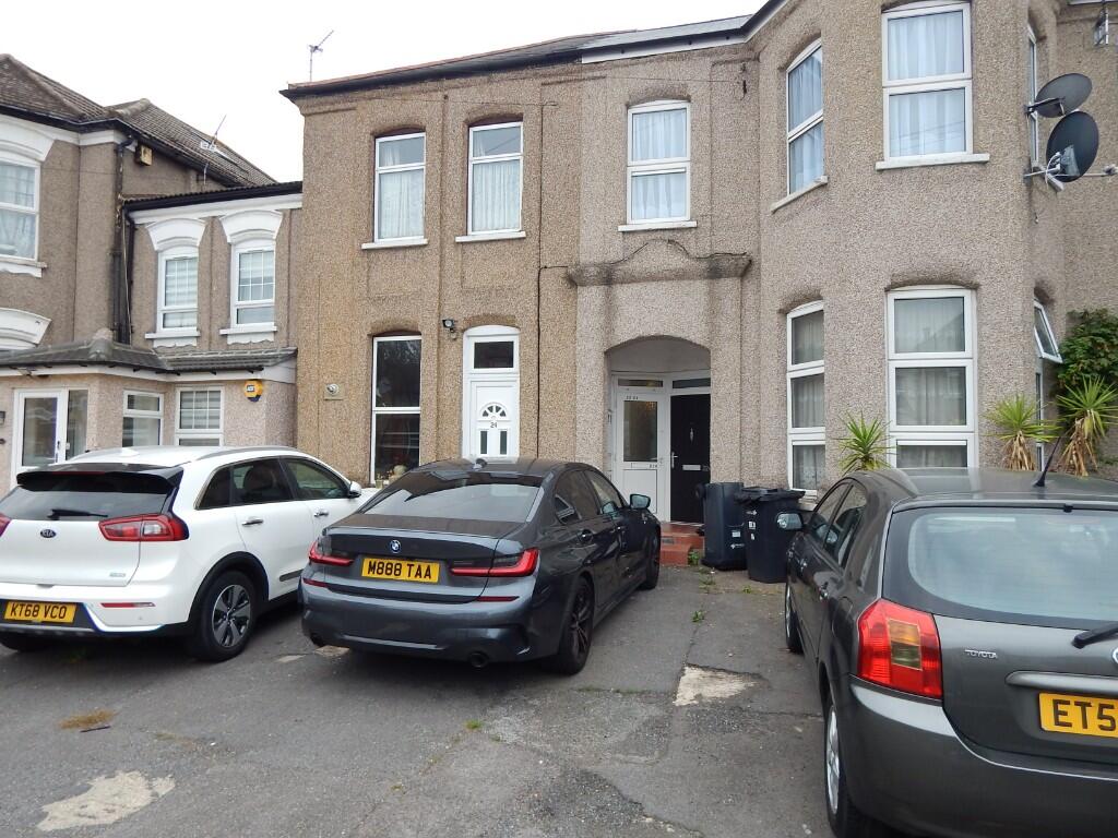 2 bed Apartment for rent in London. From A. C. Estates - Hornchurch