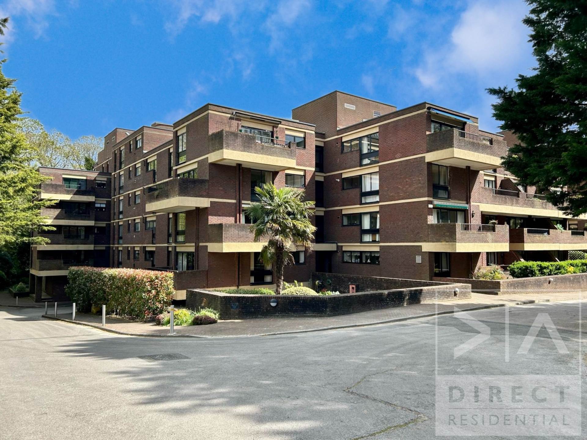 2 bed Apartment for rent in Epsom. From Direct Residential Lettings - Exclusively Lettings and Management Specialists - across Surrey 2 bed Apartment for rent in Epsom. From Direct Residential Lettings - Exclusively Lettings and Management Specialists - across Surrey