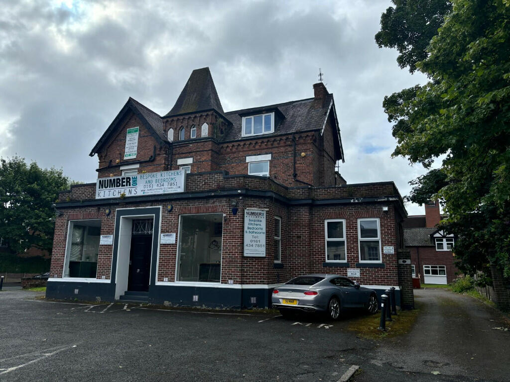 4 bed 1st Floor Flat for rent in Manchester. From Accommodation Centre - Withington