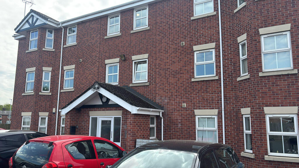 1 bed House (unspecified) for rent in Appleton Thorn. From Accommodation Centre - Withington