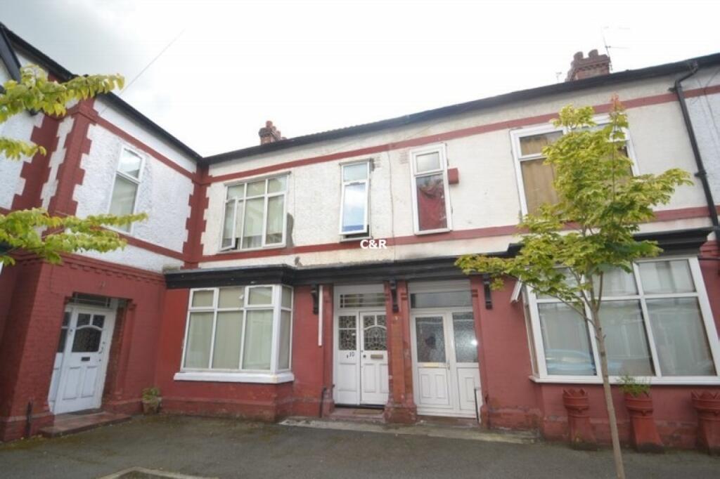 4 bed Mid Terraced House for rent in Manchester. From C & R Properties Ltd - Hulme Manchester