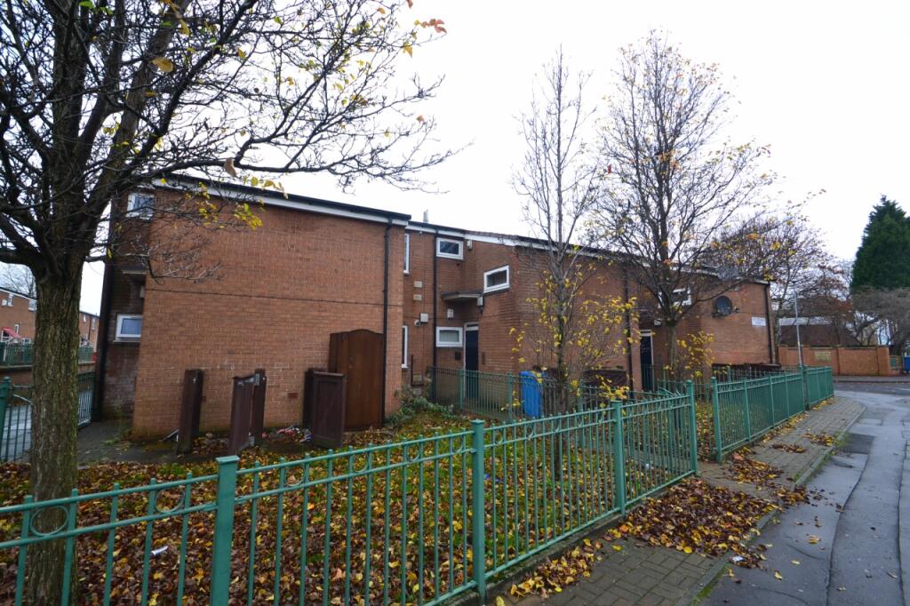 1 bed Apartment for rent in Manchester. From C & R Properties Ltd - Hulme Manchester