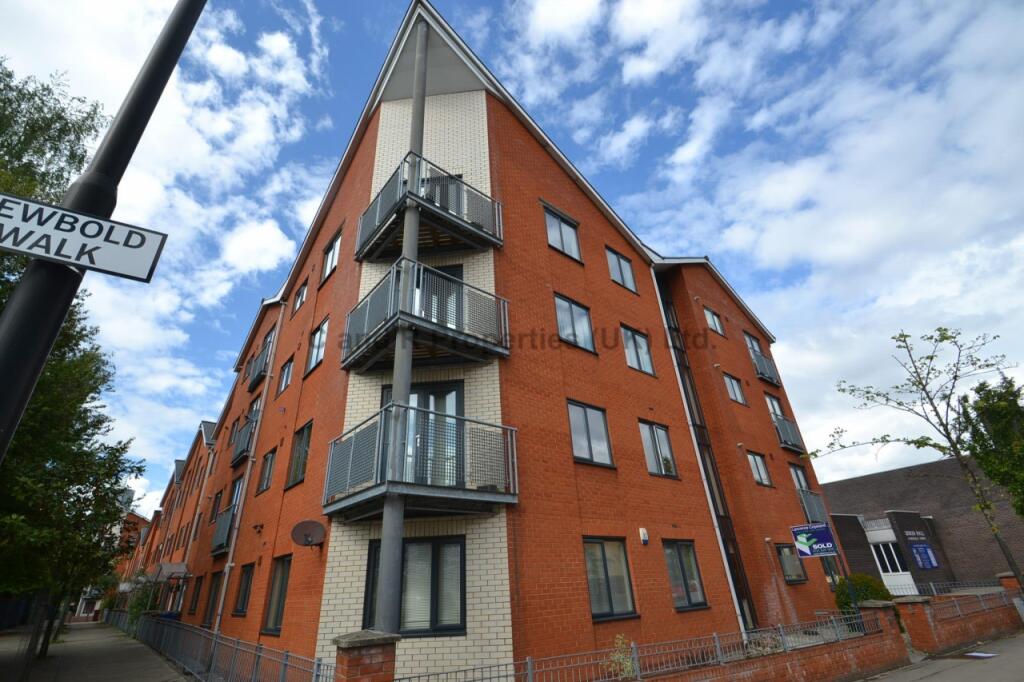 2 bed Apartment for rent in Manchester. From C & R Properties Ltd - Hulme Manchester