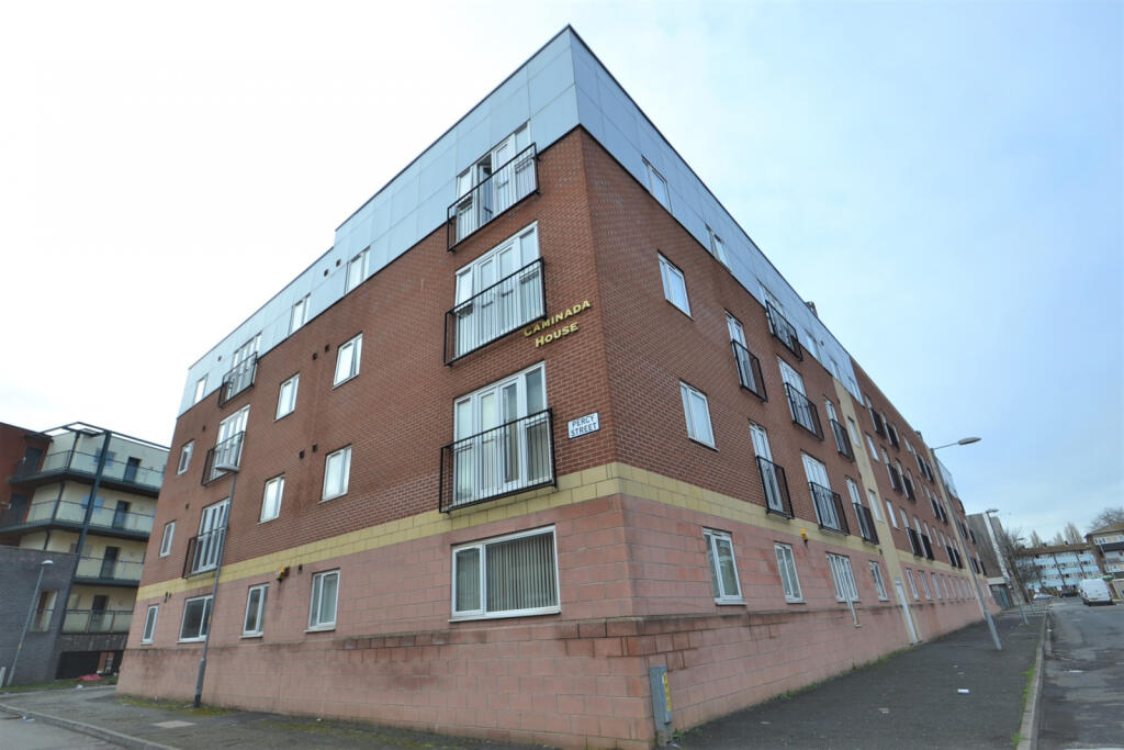 1 bed Apartment for rent in Manchester. From C & R Properties Ltd - Hulme Manchester