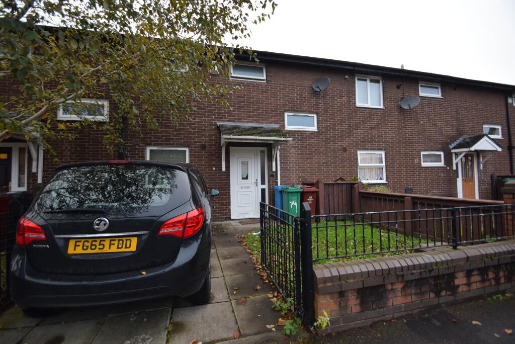 2 bed Mid Terraced House for rent in Manchester. From C & R Properties Ltd - Hulme Manchester