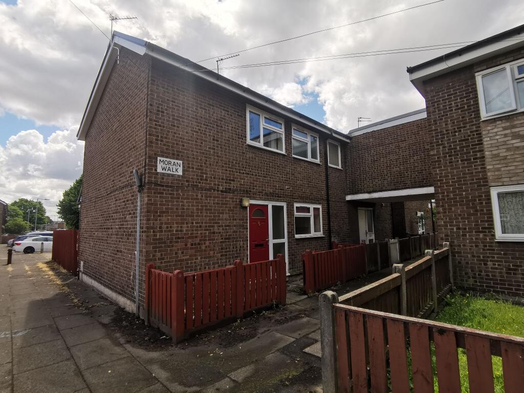 2 bed End of Terrace for rent in Manchester. From C & R Properties Ltd - Hulme Manchester