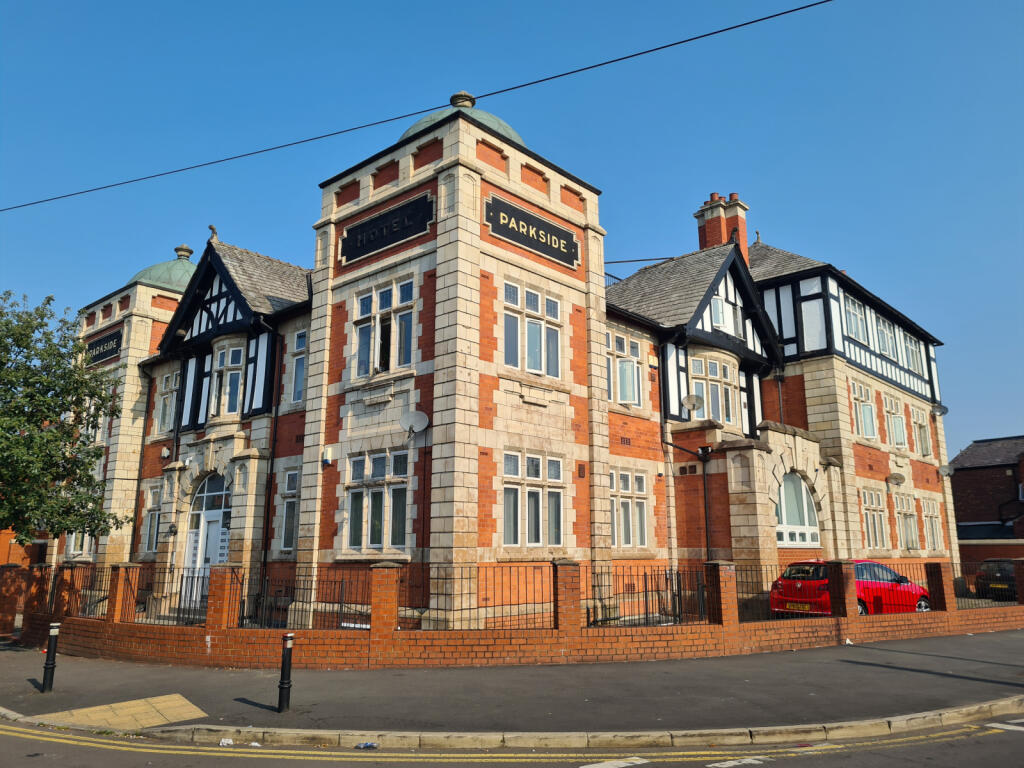 2 bed Apartment for rent in Manchester. From C & R Properties Ltd - Hulme Manchester 2 bed Apartment for rent in Manchester. From C & R Properties Ltd - Hulme Manchester