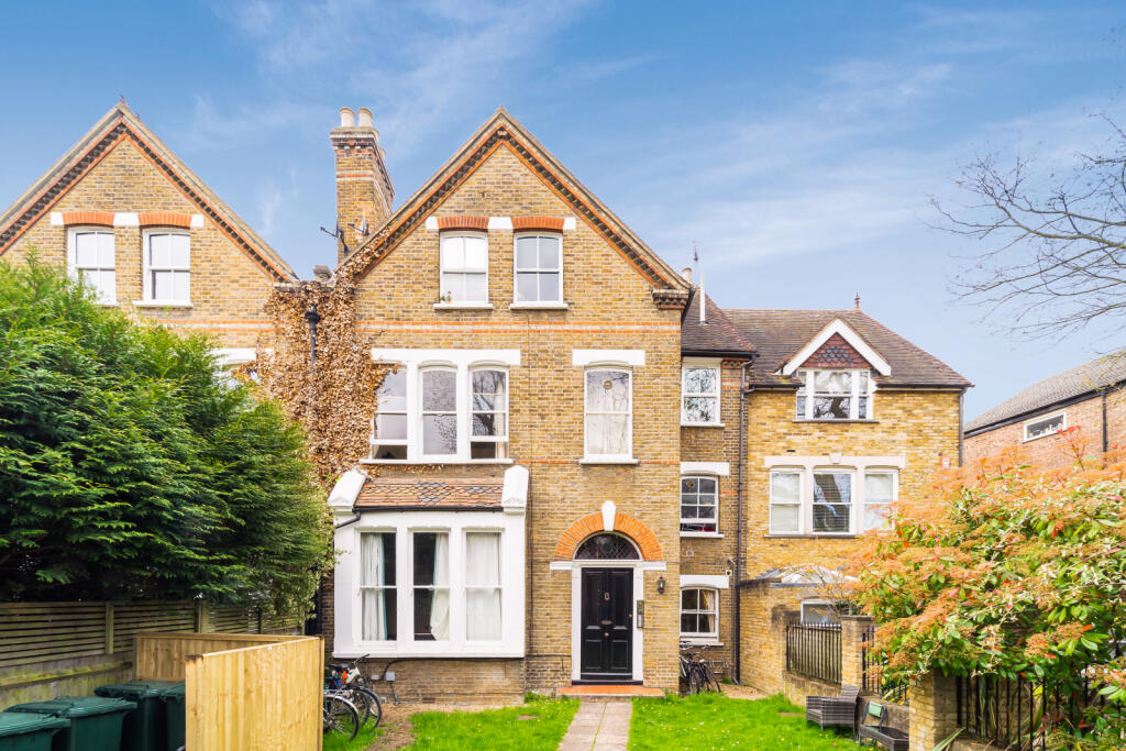 0 bed Apartment for rent in Teddington. From Hawes & Co - Surbiton