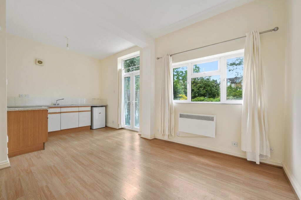 1 bed Apartment for rent in Surbiton. From Hawes & Co - Surbiton