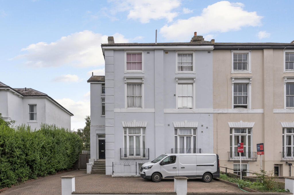 1 bed Apartment for rent in Surbiton. From Hawes & Co - Surbiton