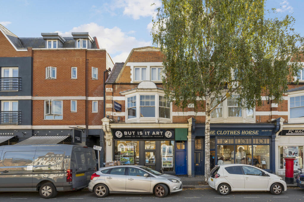 2 bed Apartment for rent in Teddington. From Hawes & Co - Surbiton 2 bed Apartment for rent in Teddington. From Hawes & Co - Surbiton