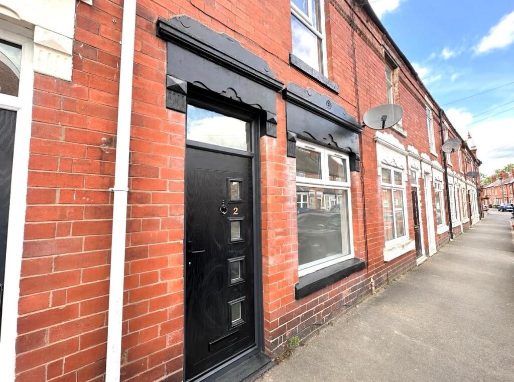 3 bed Mid Terraced House for rent in Kidderminster. From Hunters - Stourbridge