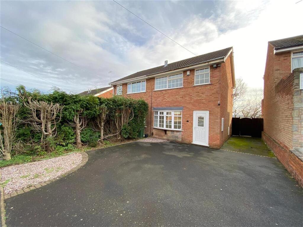 3 bed Semi Detached for rent in Kingswinford. From Hunters - Stourbridge
